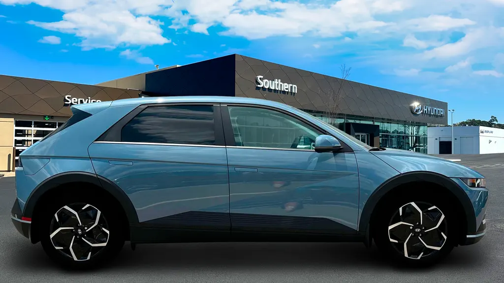 2024 Hyundai IONIQ 5 SEL