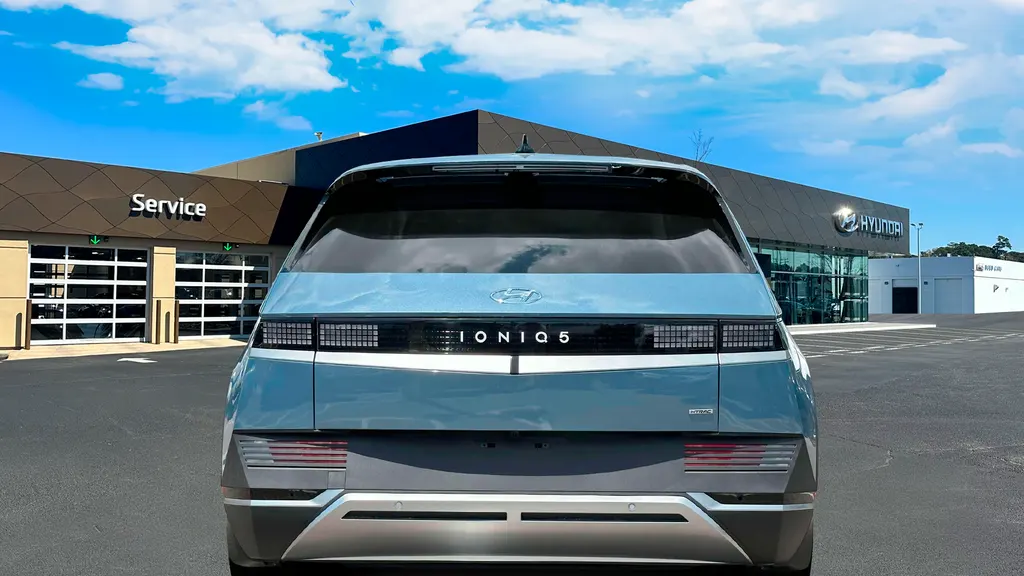 2024 Hyundai IONIQ 5 SEL