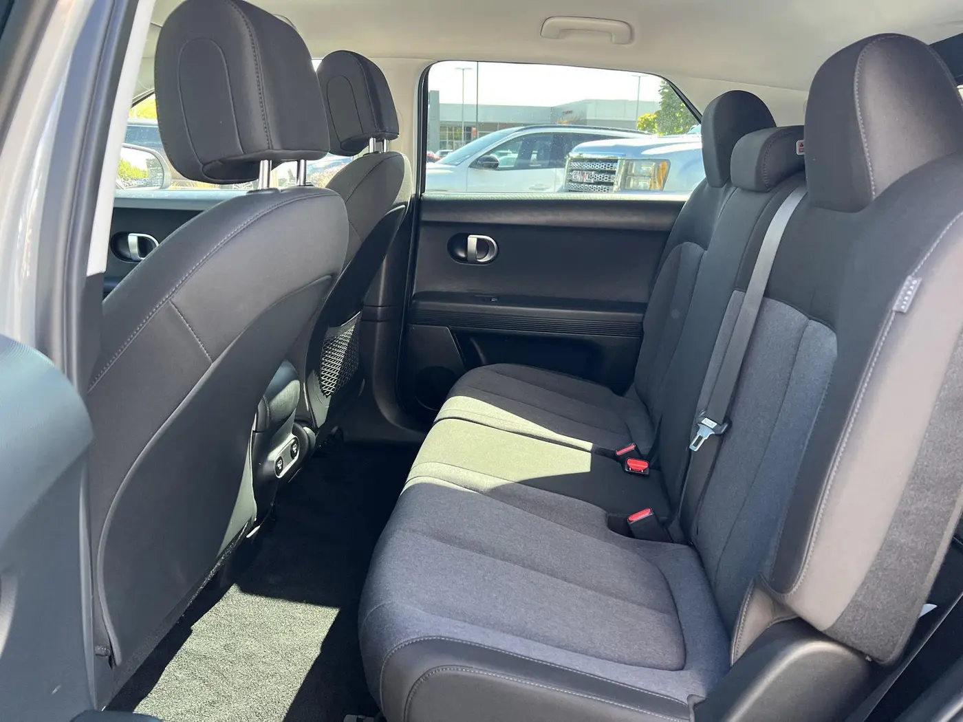 2024 Hyundai Ioniq - $29,918