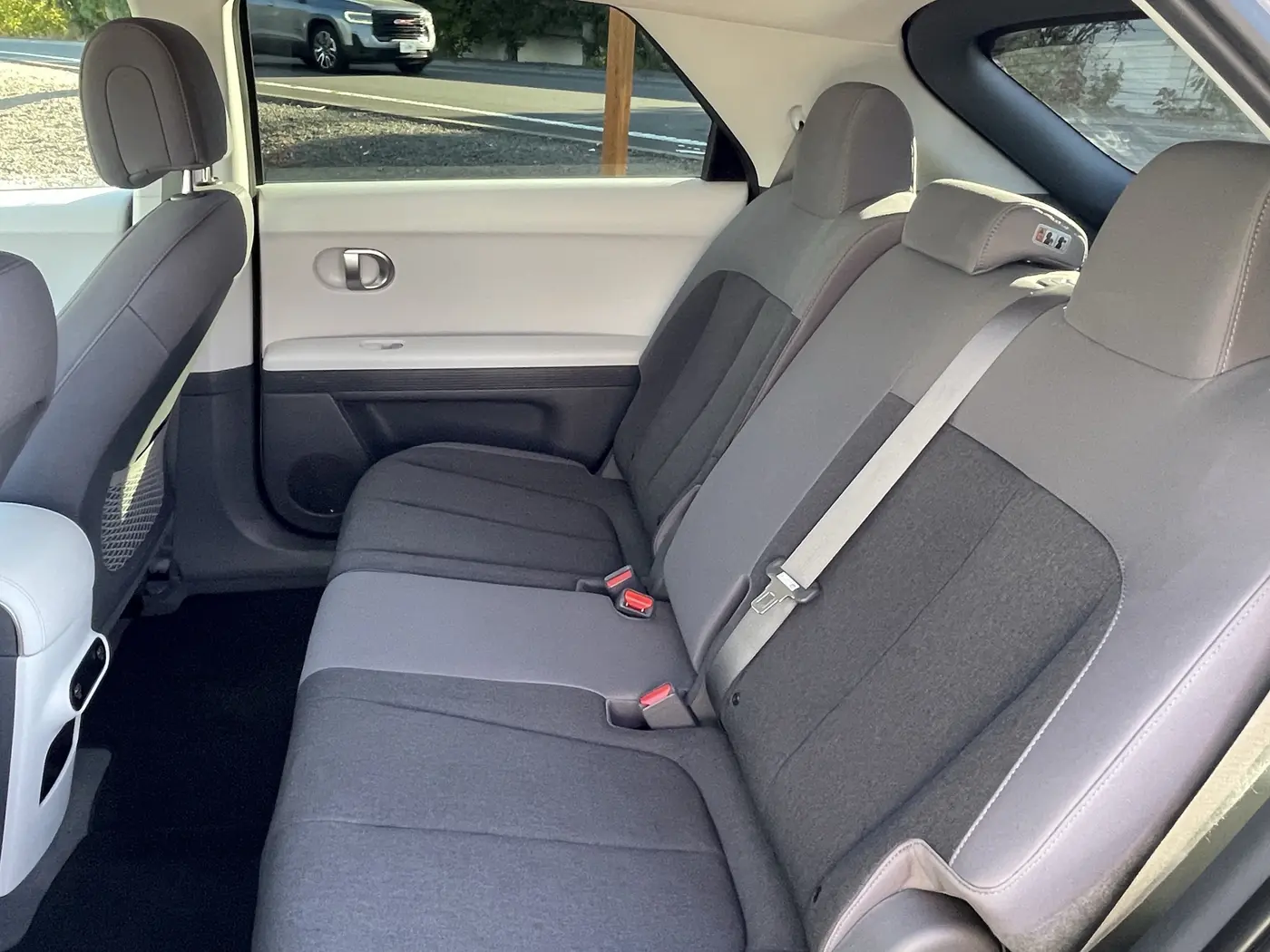2024 Hyundai Ioniq - $28,082