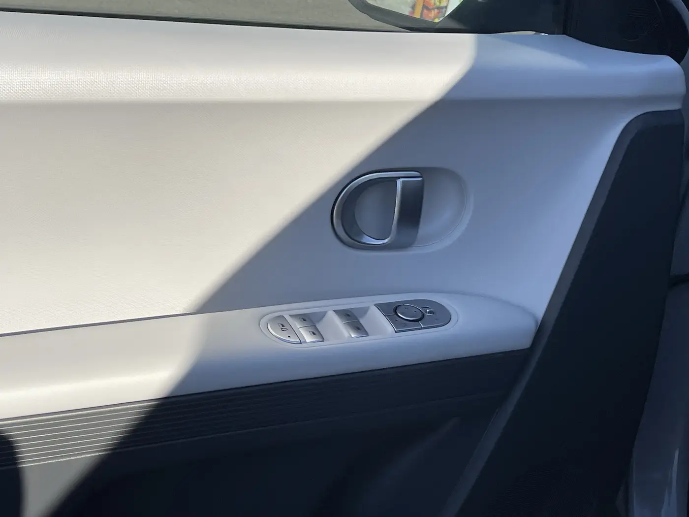 2024 Hyundai Ioniq - $28,082