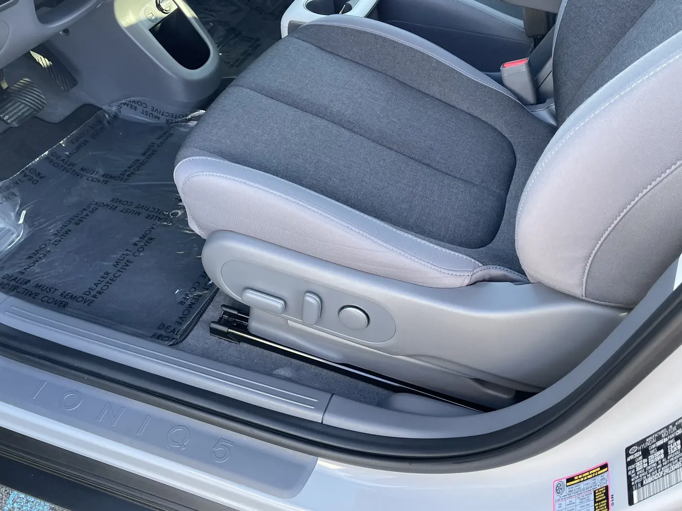 2024 Hyundai Ioniq - $28,082