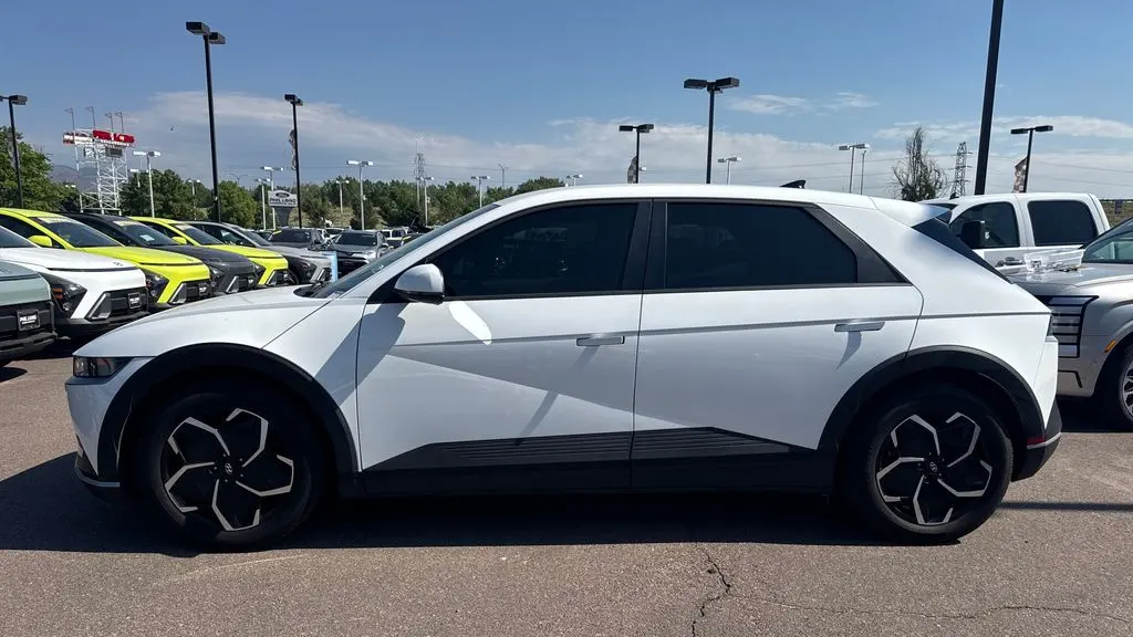 2024 Hyundai IONIQ 5 SEL