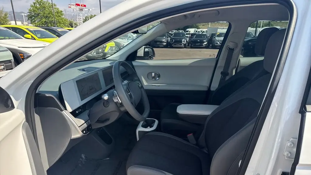 2024 Hyundai IONIQ 5 SEL