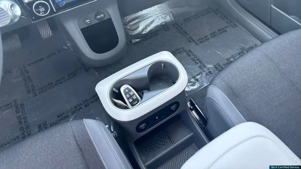 2024 Hyundai IONIQ 5 SEL