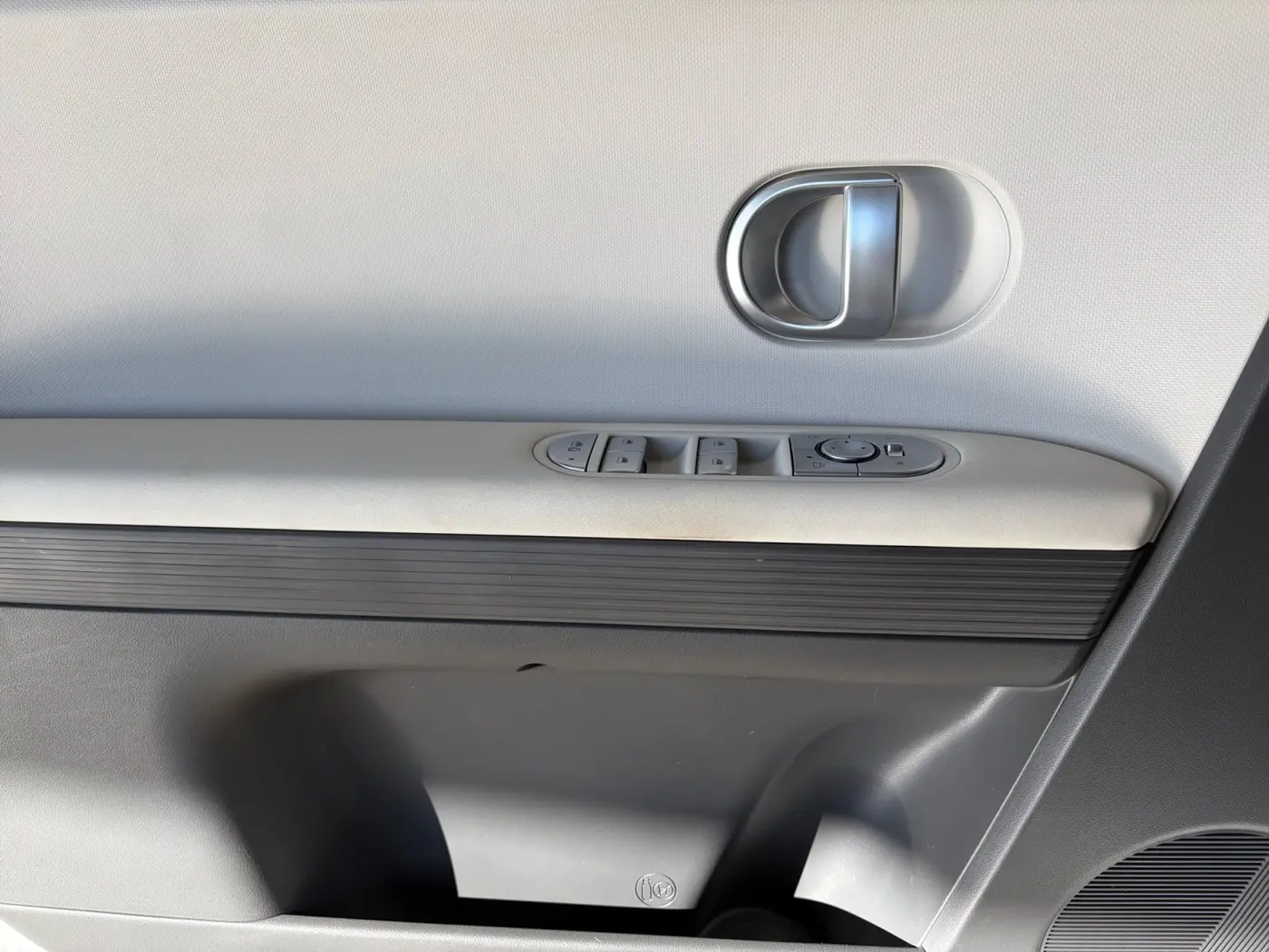 2024 Hyundai Ioniq - $26,500