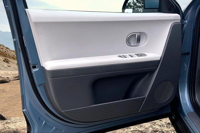 2024 Hyundai Ioniq - $27,338