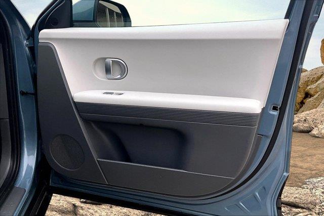 2024 Hyundai Ioniq - $27,338