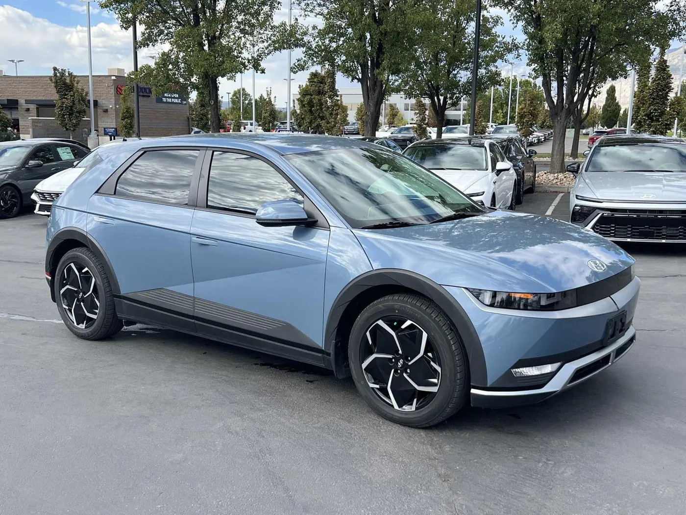 2024 Hyundai Ioniq - $29,412