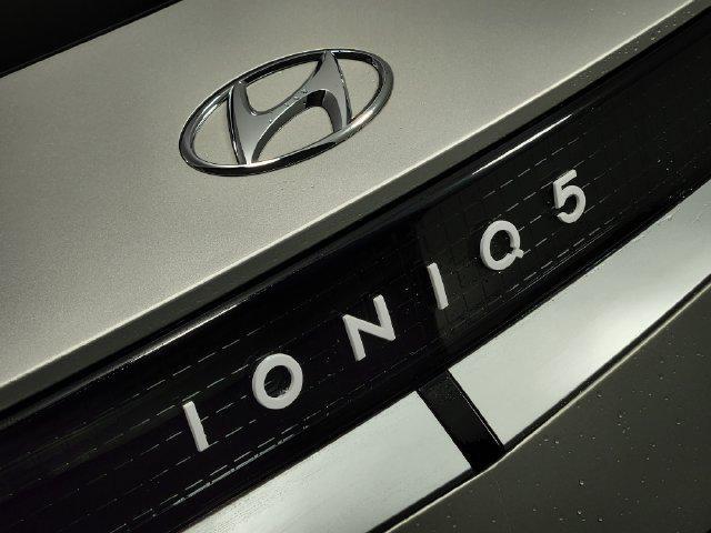 2024 Hyundai Ioniq - $27,457