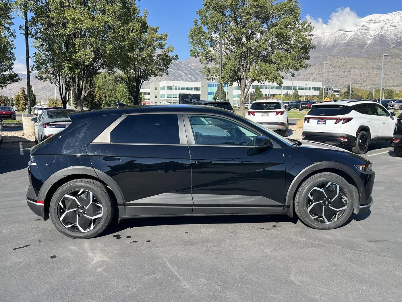 2024 Hyundai Ioniq - $28,361