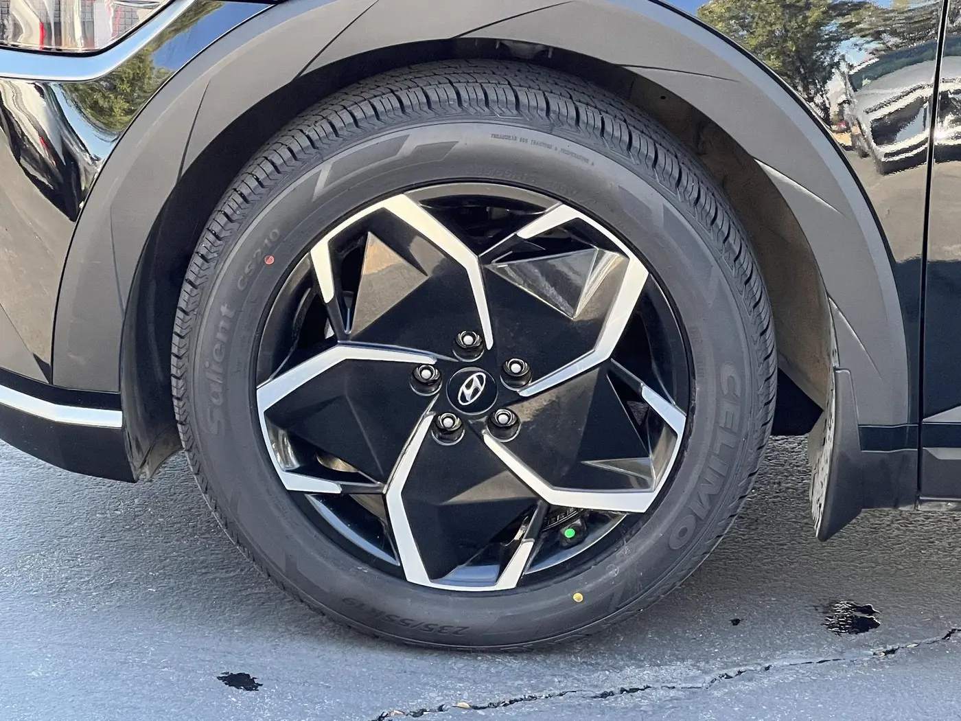 2024 Hyundai Ioniq - $28,361