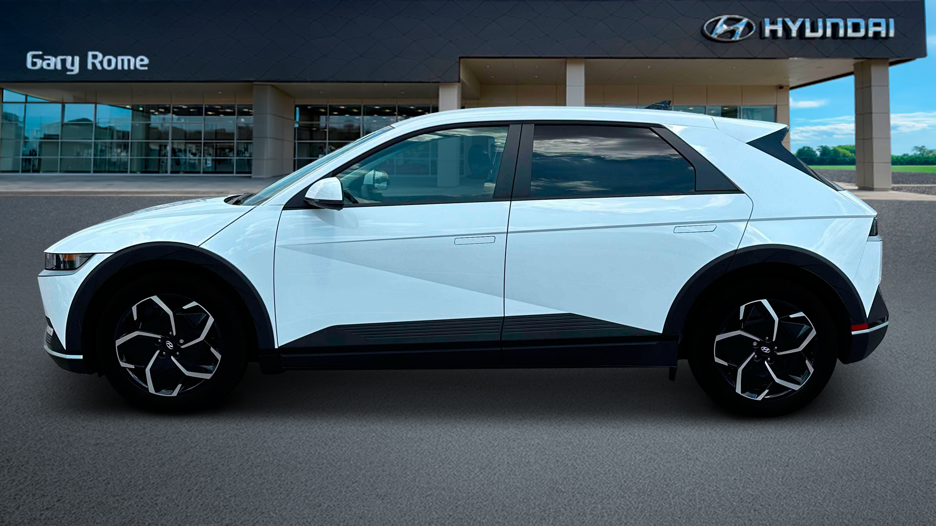 2024 Hyundai IONIQ 5 SEL
