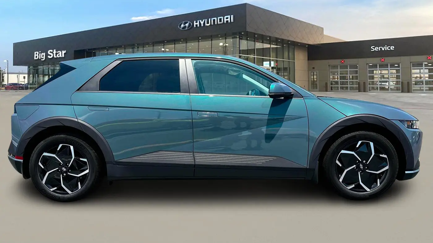 2024 Hyundai IONIQ 5 SEL