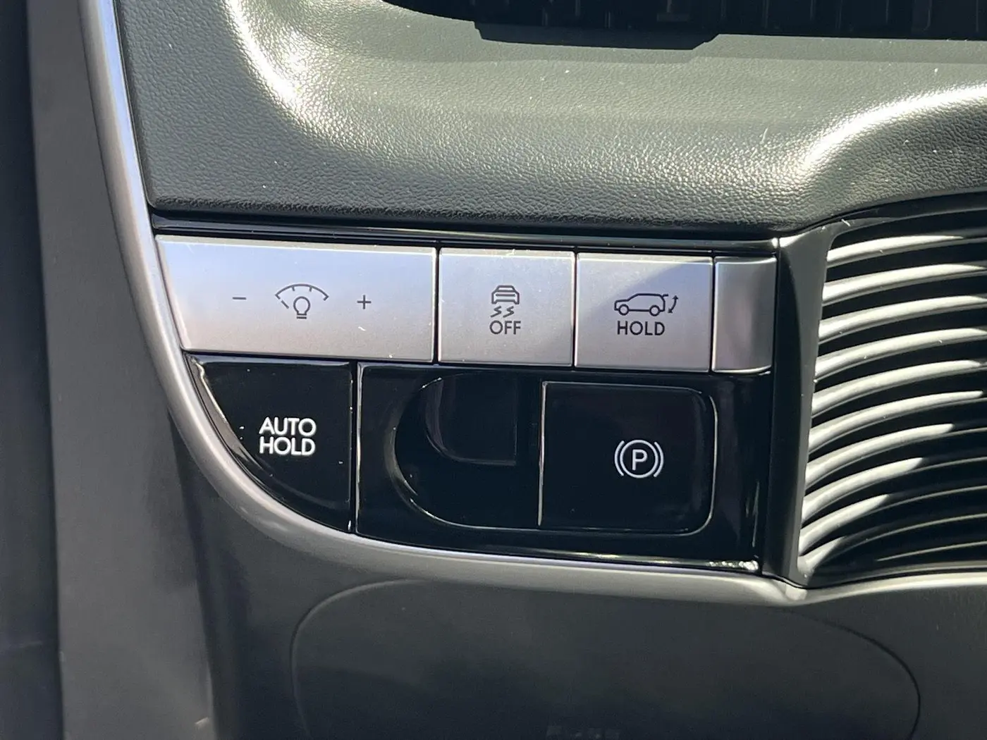 2024 Hyundai Ioniq - $29,149