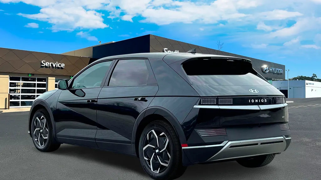 2024 Hyundai IONIQ 5 SEL