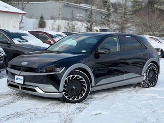2023 Hyundai IONIQ 5 with Abyss Black Exterior