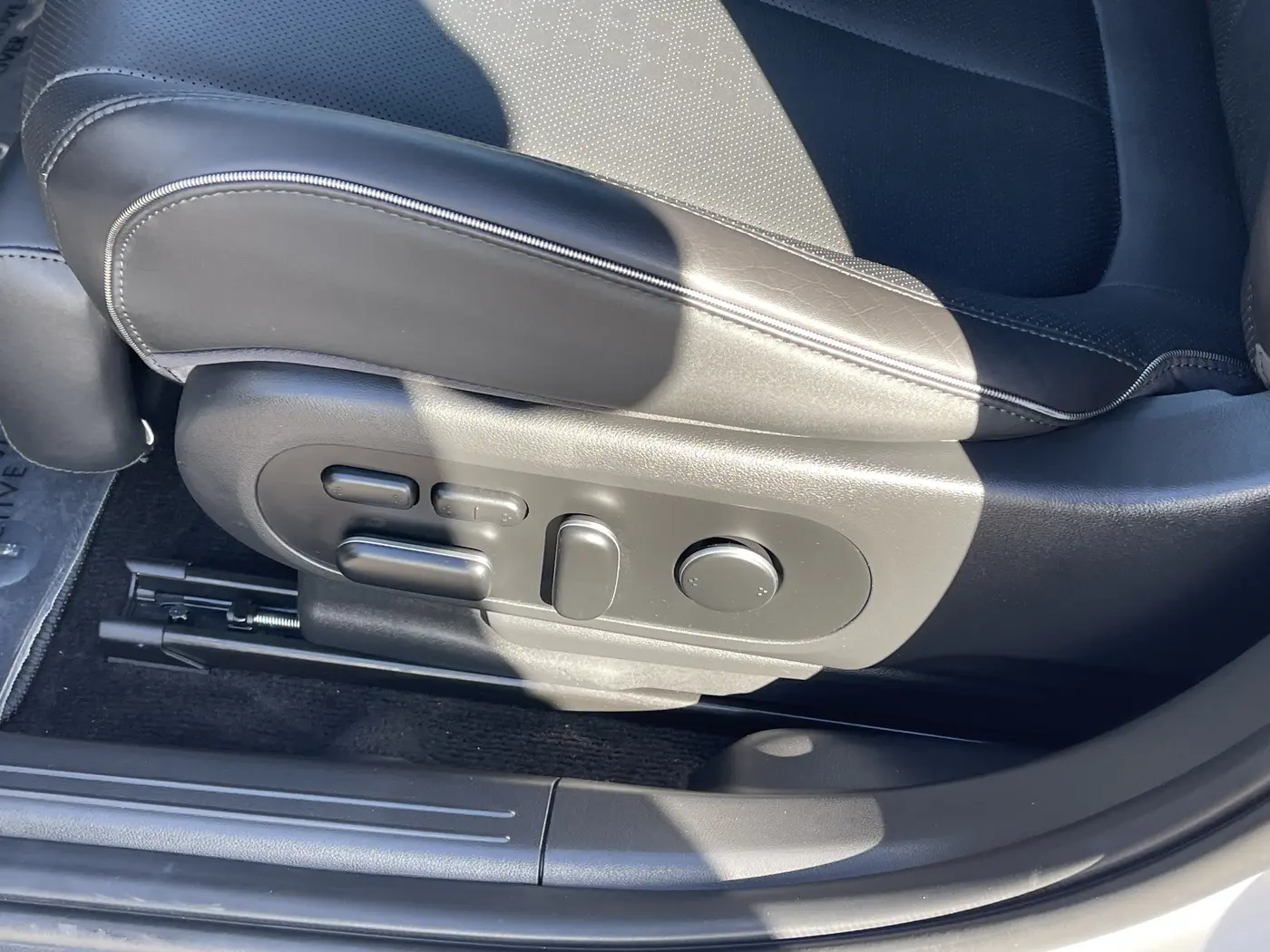 2023 Hyundai Ioniq - $27,783