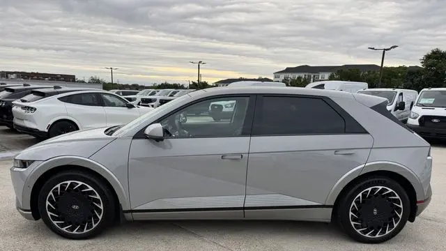 2023 Hyundai IONIQ 5 Limited