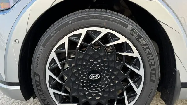 2023 Hyundai IONIQ 5 Limited
