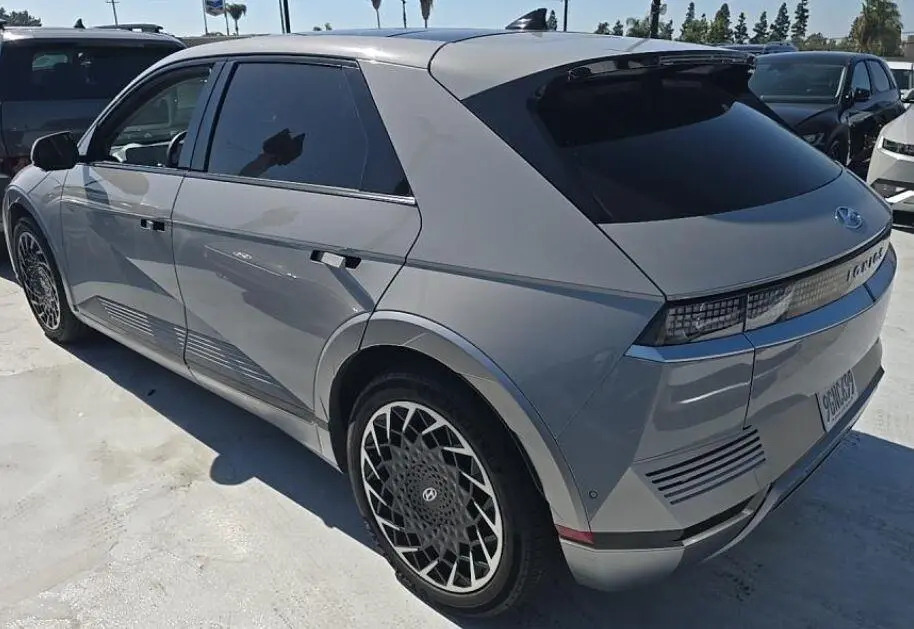2023 Hyundai Ioniq - $31,197