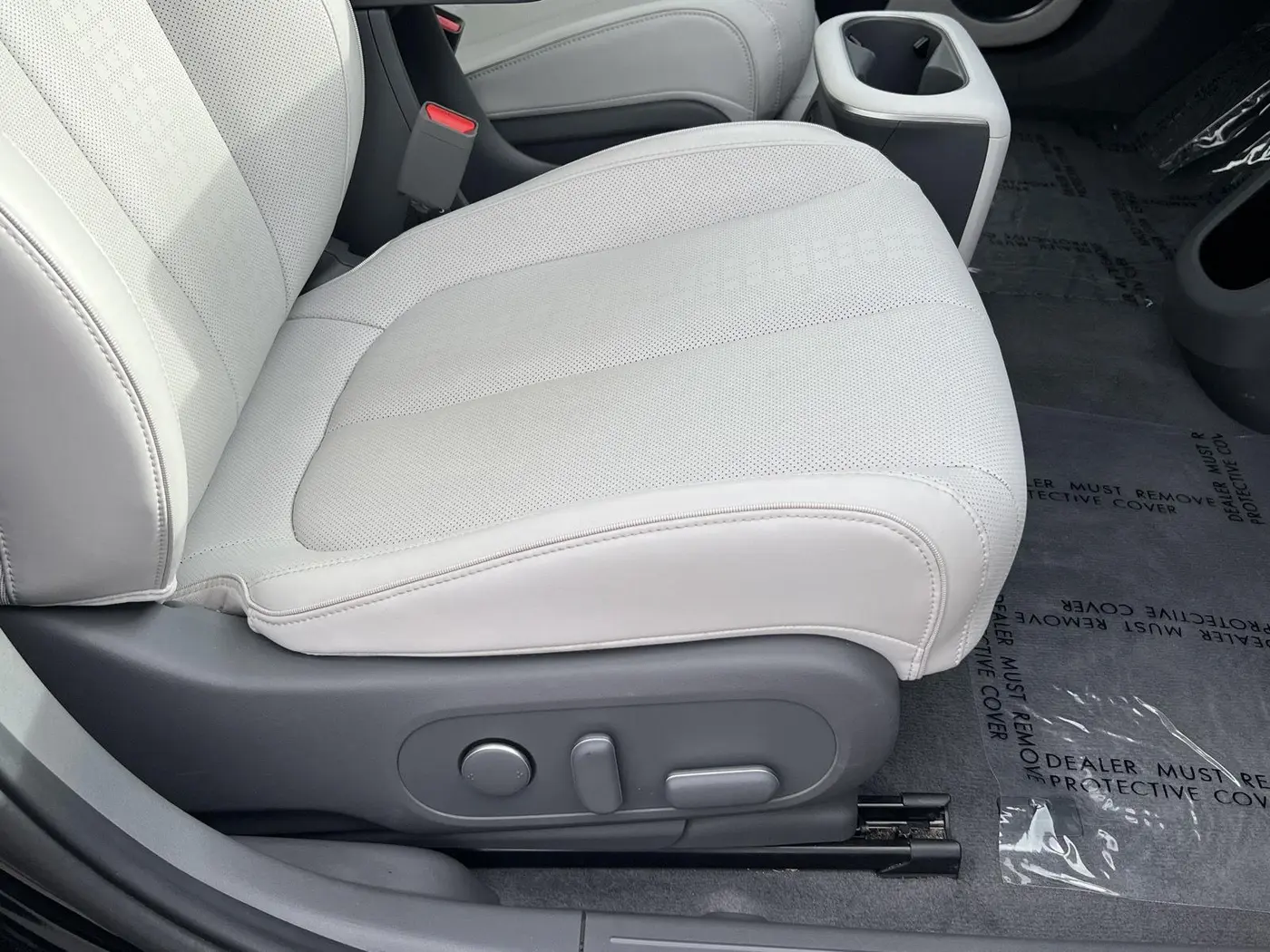 2024 Hyundai Ioniq - $33,359