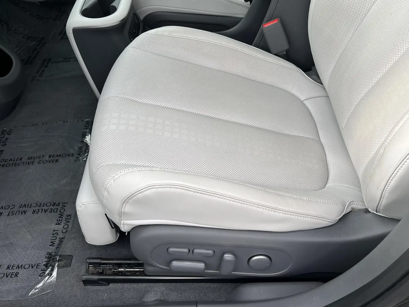 2024 Hyundai Ioniq - $33,359