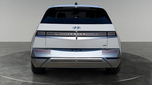 2024 Hyundai IONIQ 5 Limited