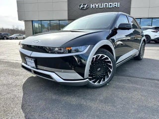 2024 Hyundai IONIQ 5 with Abyss Black Exterior