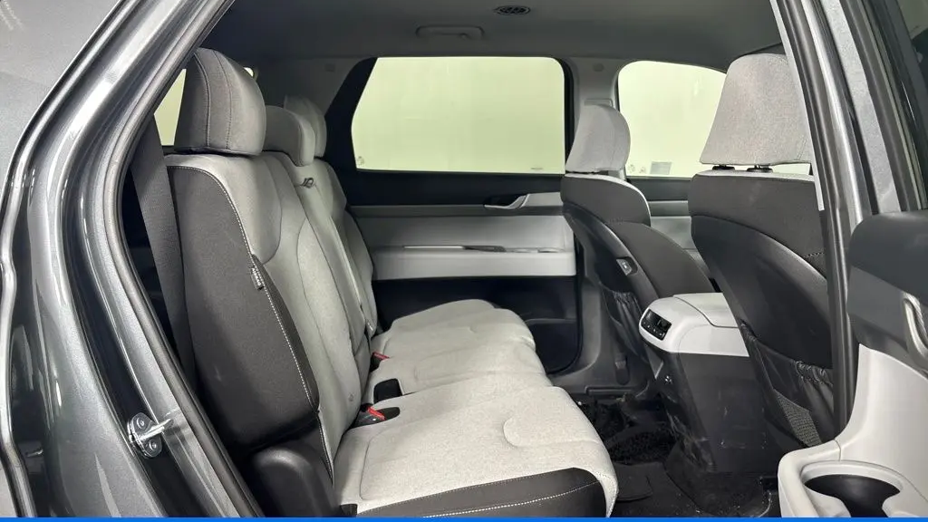 2025 Hyundai PALISADE SE