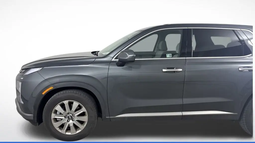 2025 Hyundai PALISADE SE