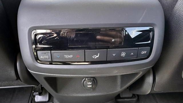2025 Hyundai PALISADE SE