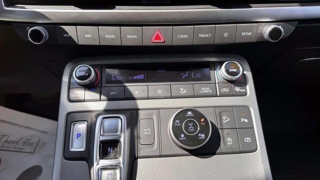 2025 Hyundai PALISADE SE
