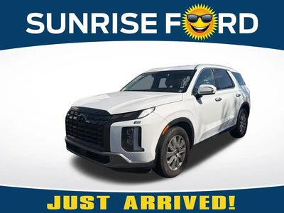 Photo of a 2024 Hyundai Palisade SEL 4DR SUV for sale