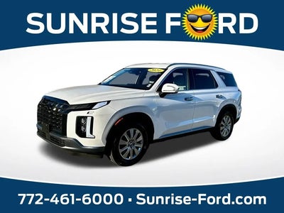 Photo of a 2024 Hyundai Palisade SEL 4DR SUV for sale