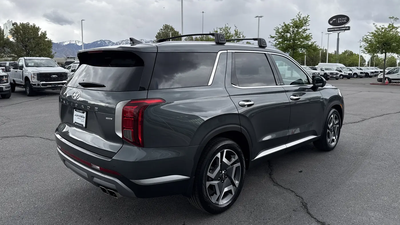2025 Hyundai PALISADE SEL Premium