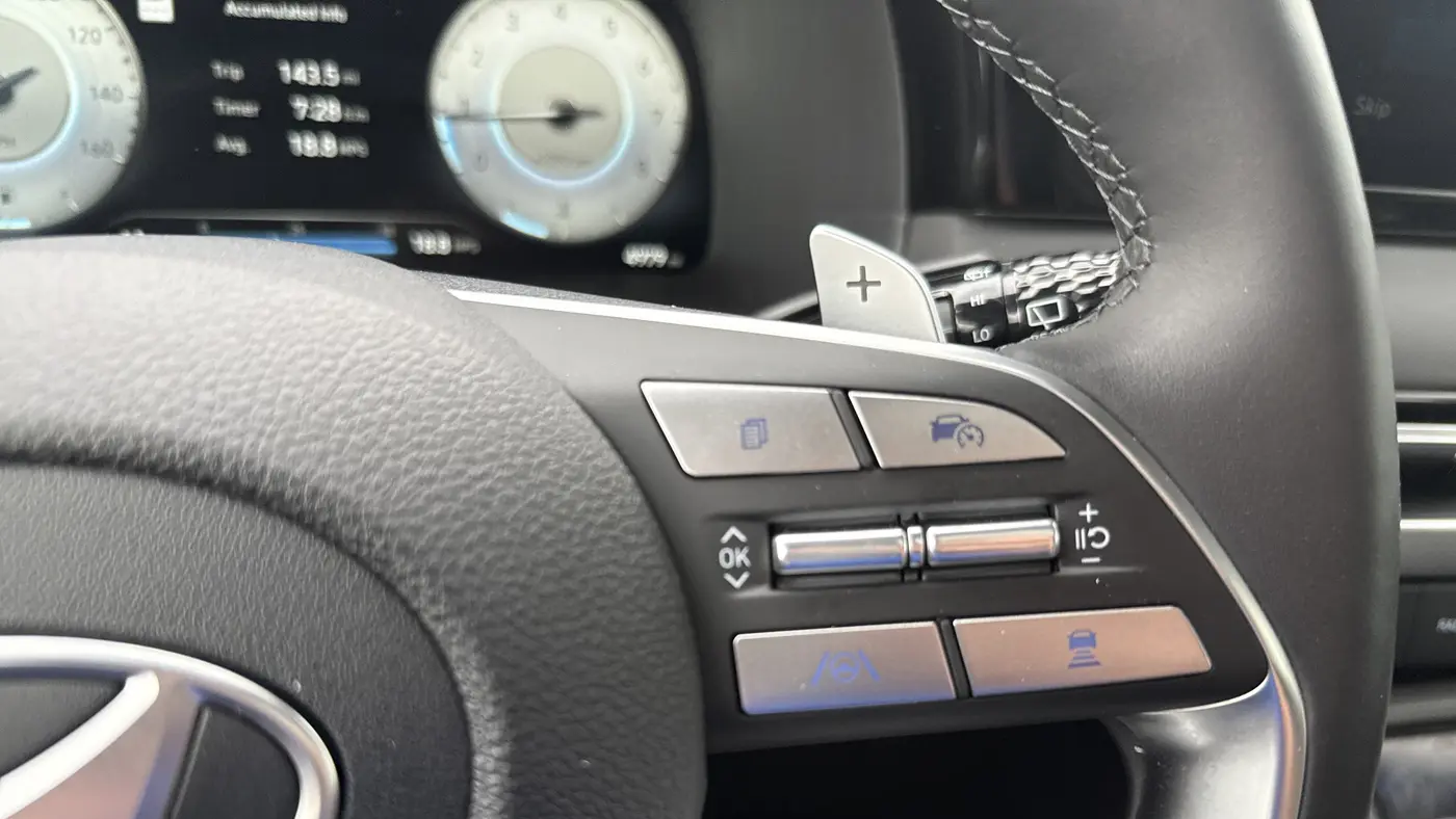 2025 Hyundai PALISADE SEL Premium