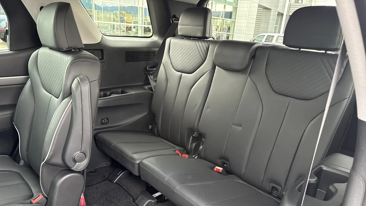 2025 Hyundai PALISADE SEL Premium