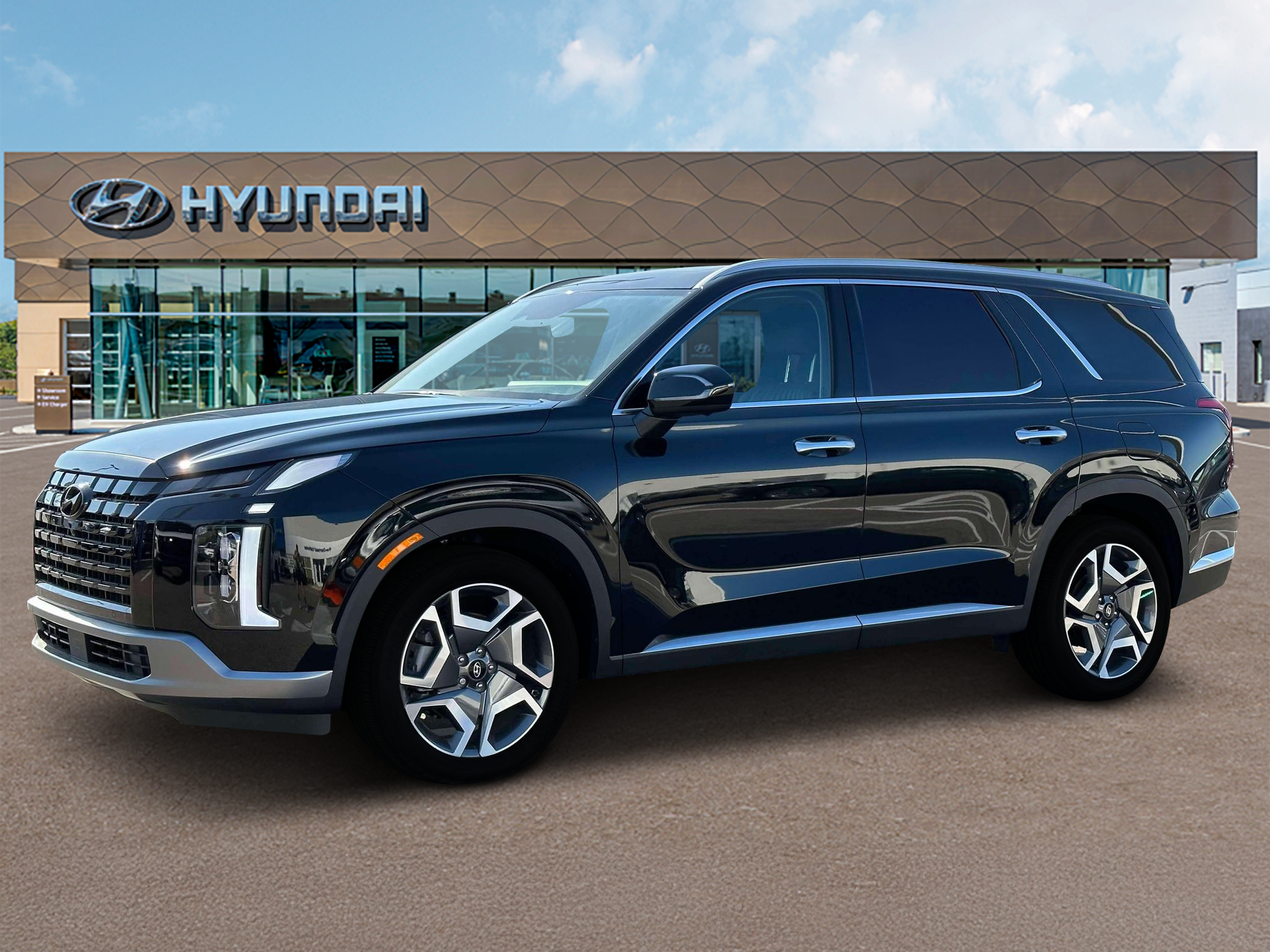 2024 Hyundai PALISADE Limited — photo 1 of 12