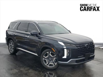 Photo of a 2025 Hyundai Palisade AWD Limited 4DR SUV for sale