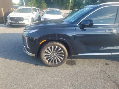 Photo of a 2023 Hyundai Palisade AWD Calligraphy 4DR SUV for sale