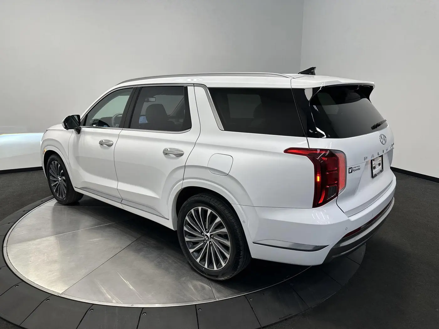2023 Hyundai Palisade - $34,999