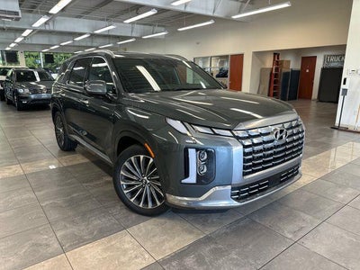 Photo of a 2024 Hyundai Palisade AWD Calligraphy 4DR SUV for sale
