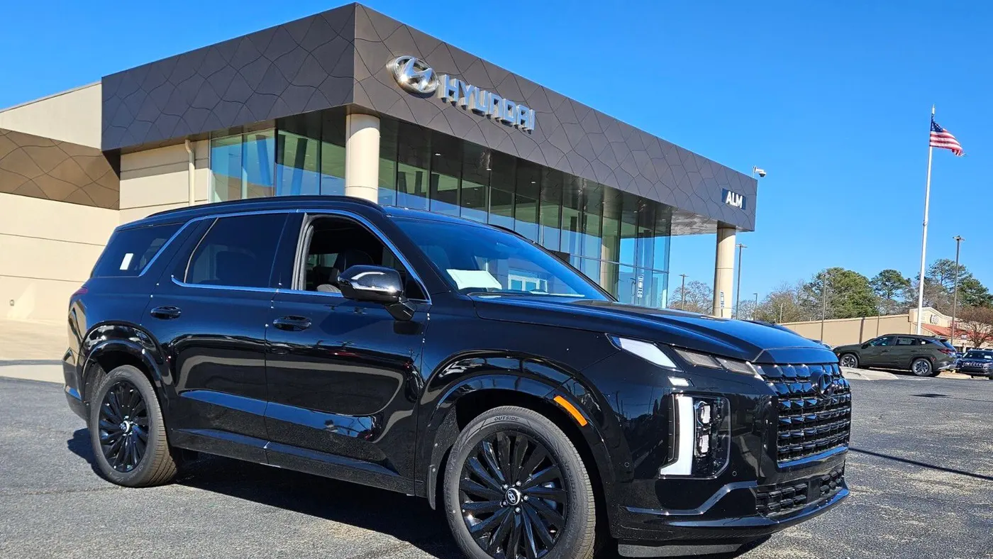 Preowned 2025 Hyundai PALISADE Calligraphy Night Edition for Sale
