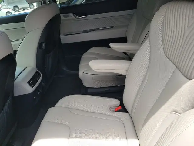 2025 Hyundai Palisade - $39,990
