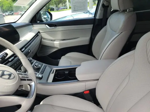 2025 Hyundai Palisade - $39,990