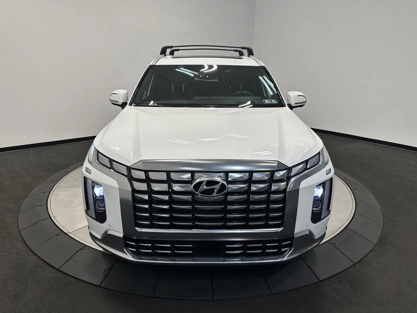2023 Hyundai Palisade - $31,999