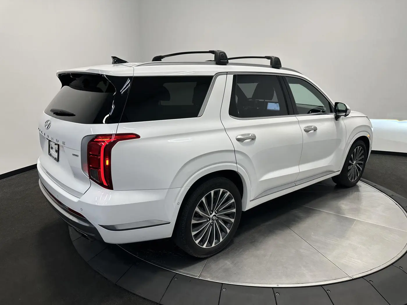 2023 Hyundai Palisade - $31,999