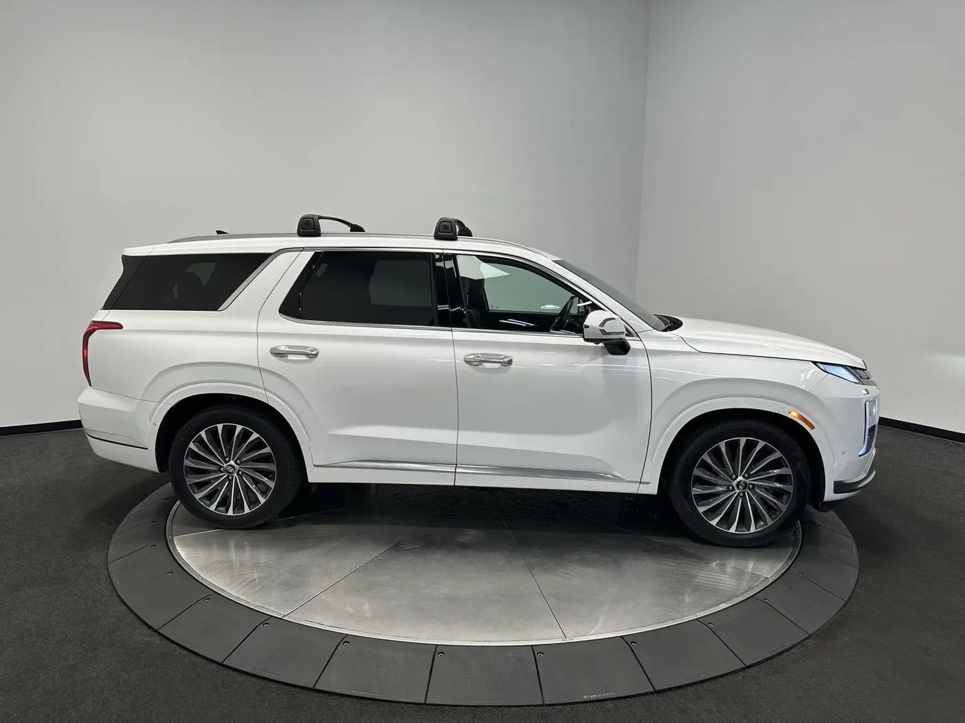 2023 Hyundai Palisade - $31,999