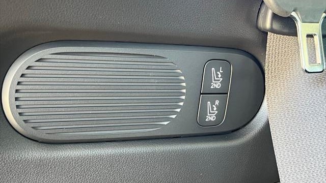 2026 Hyundai PALISADE SE